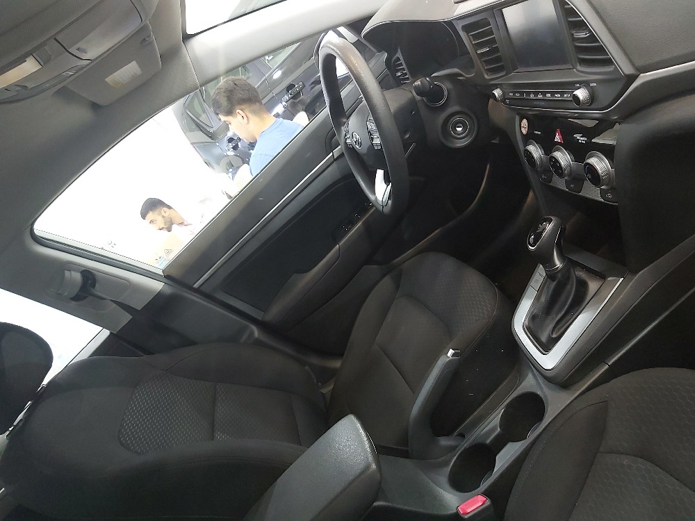هیوندای ئەلەنترا